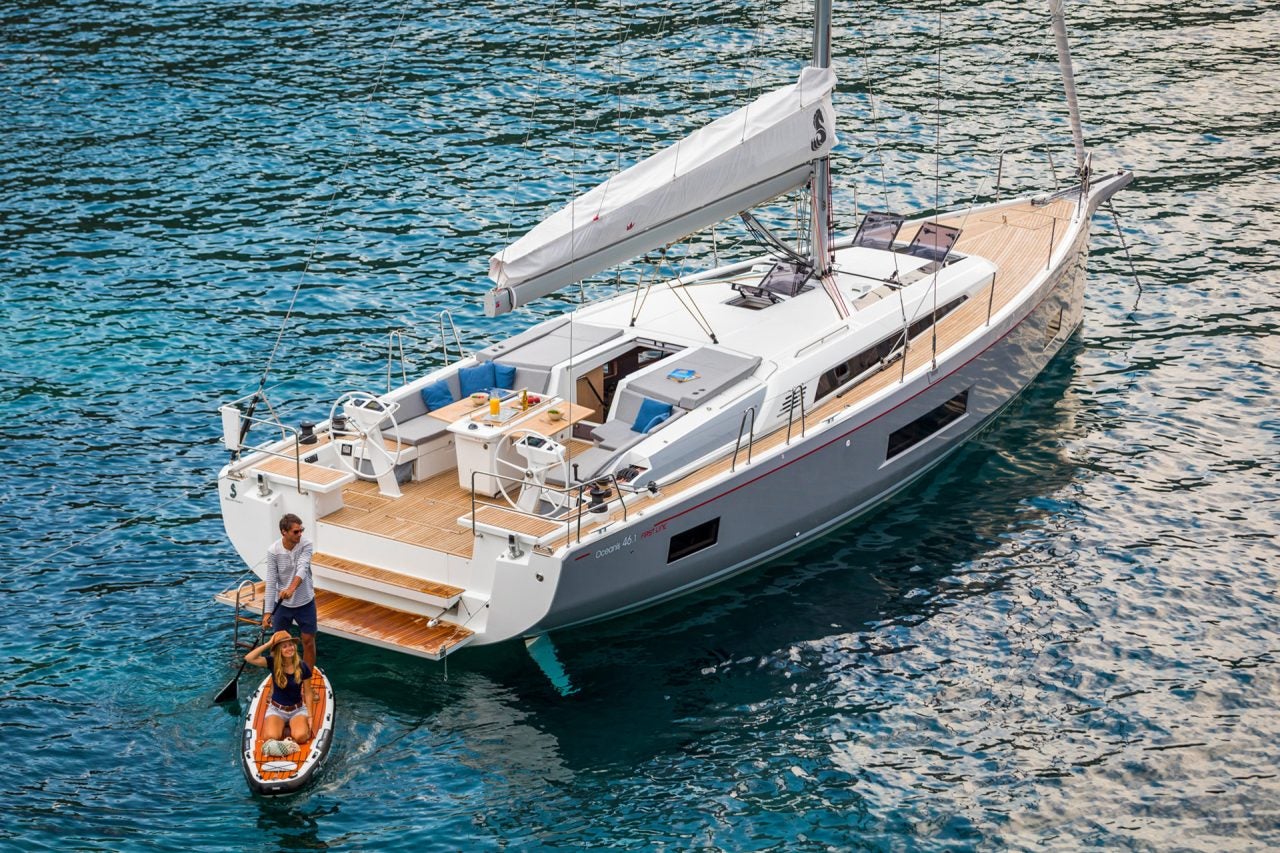 Nuevo modelo de yate a vela en venta