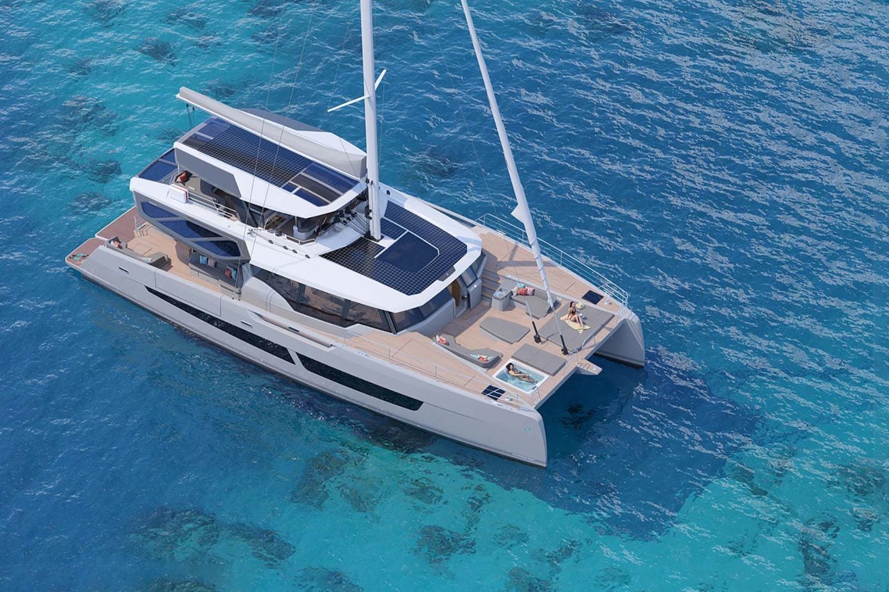 Catamarán de lujo Fountaine Pajot 67 fondeando