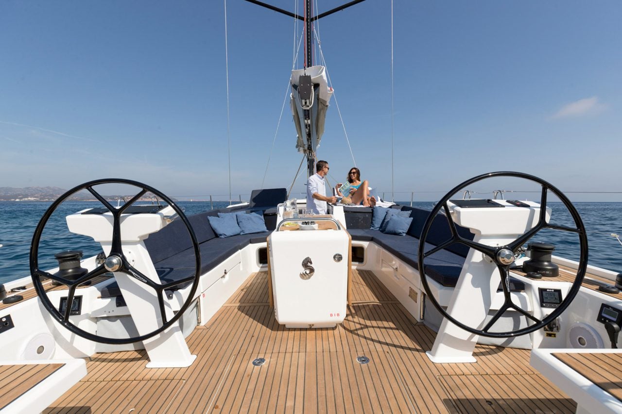 Double barre à roues du monocoque Beneteau 46.1