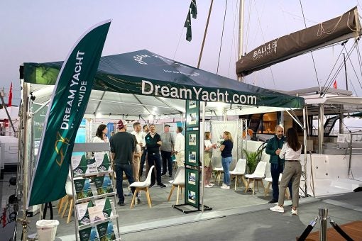 Dream yacht team at miami boat show